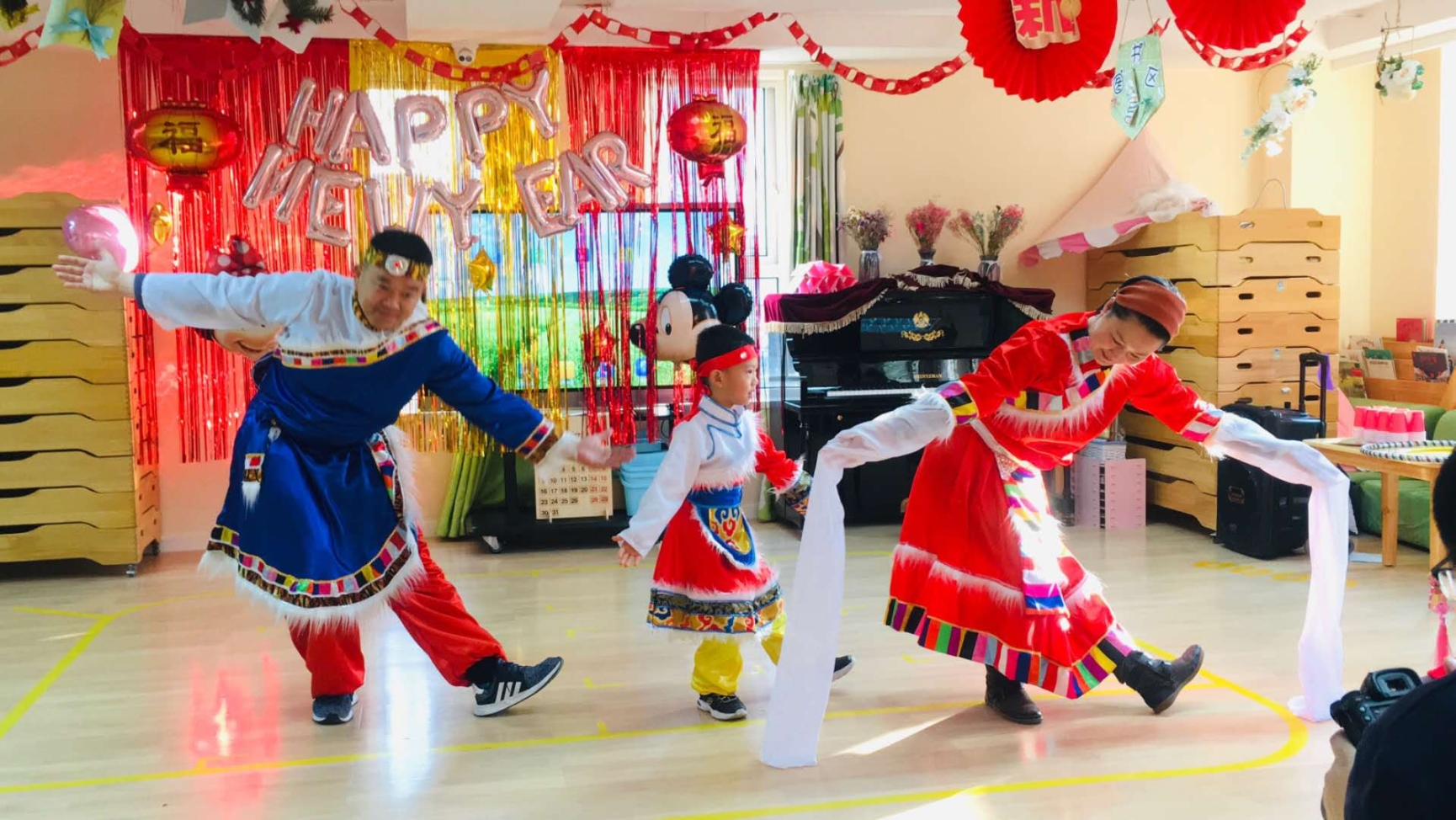 C:\Users\leleding\AppData\Local\Temp\WeChat Files\b5bb3b772b013141040eefc815b6db3.jpg