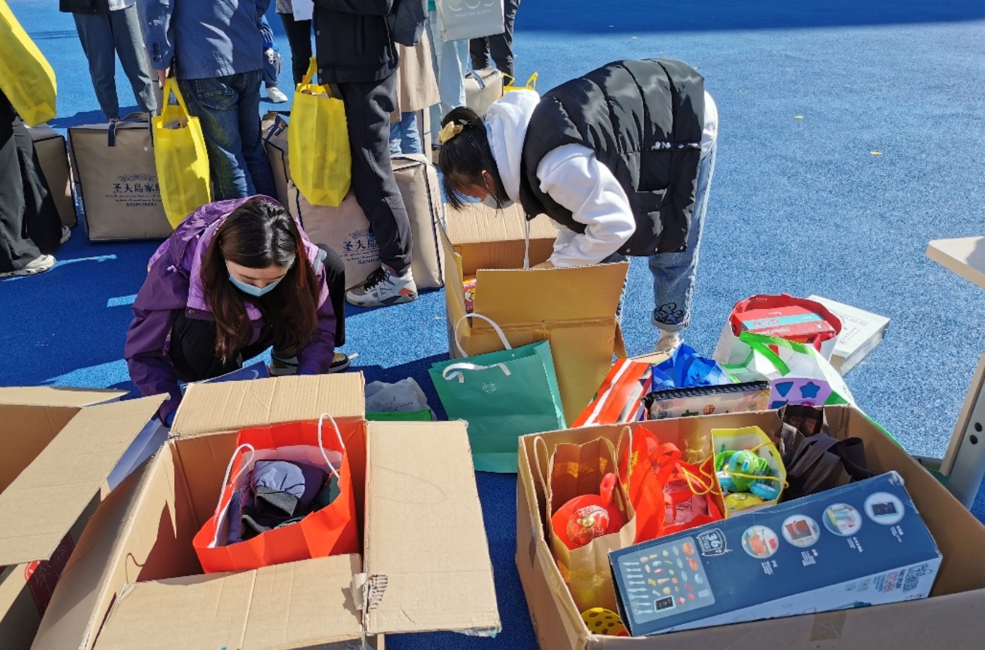 D:\������԰������չ����\202010У�ѻ���� פ���һ���\����������Ƭ\����3.jpg